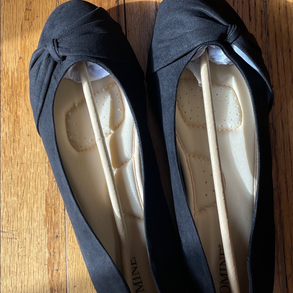 Mine Black Flats with Knotted Detail